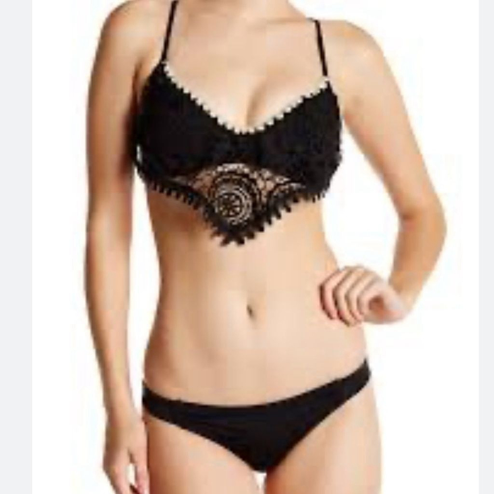 Ale by Alessandra Black Sands Bralette Bikini Top in Black Size Large - Picture 3 of 8